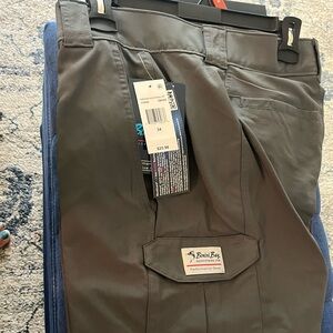 BIMINI BAY cargo fishing shorts.